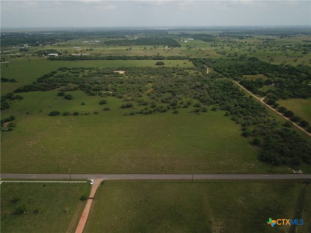 2249 Oliver Road, Victoria, TX 77904