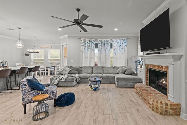 1154 Green Wood Circle, Haughton, LA 71037