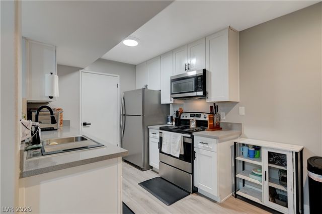 5260 Mission Monterey Lane 105, Las Vegas, NV 89107