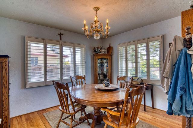 2212 Vine Ave, Escalon, CA 95320