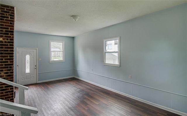 417 Woodlake Drive, Greensboro, NC 27406