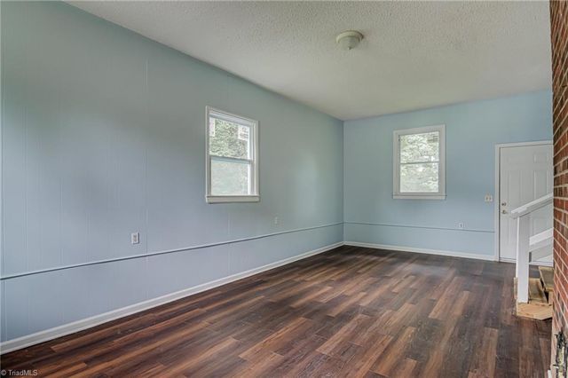 417 Woodlake Drive, Greensboro, NC 27406