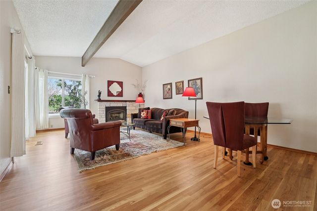 616 109th Avenue SE, Bellevue, WA 98004