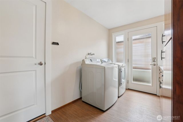 616 109th Avenue SE, Bellevue, WA 98004