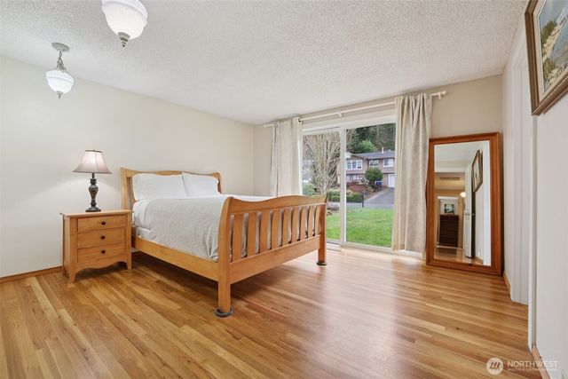 616 109th Avenue SE, Bellevue, WA 98004