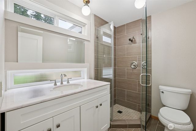 616 109th Avenue SE, Bellevue, WA 98004