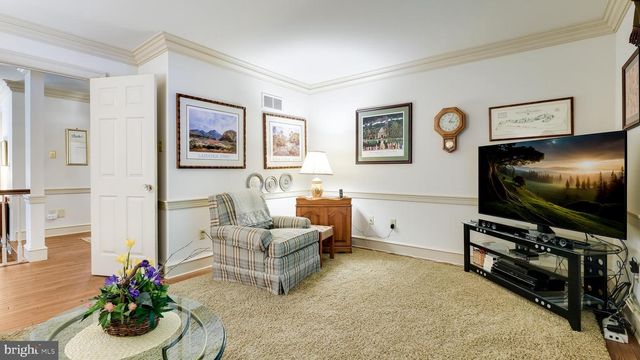 10 AURORA CT, Doylestown, PA 18901