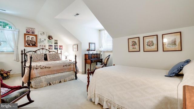 10 AURORA CT, Doylestown, PA 18901