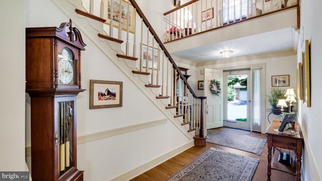 10 AURORA CT, Doylestown, PA 18901
