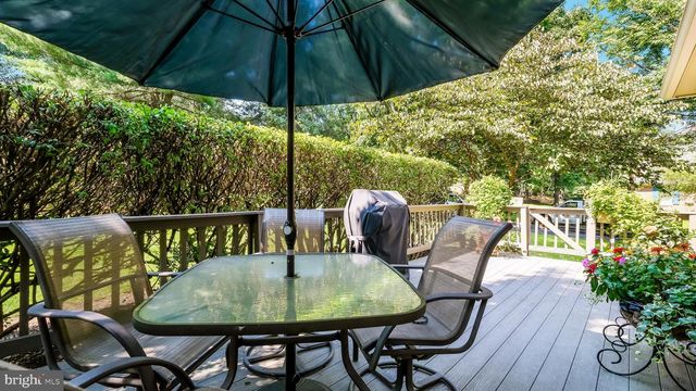 10 AURORA CT, Doylestown, PA 18901