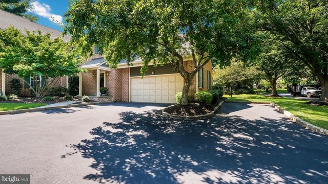10 AURORA CT, Doylestown, PA 18901