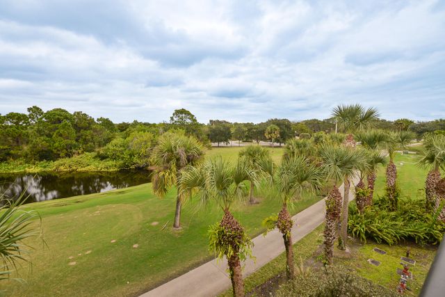 4190 Gator Greens Way 35, Fort Pierce, FL 34982