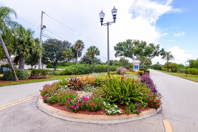 4190 Gator Greens Way 35, Fort Pierce, FL 34982