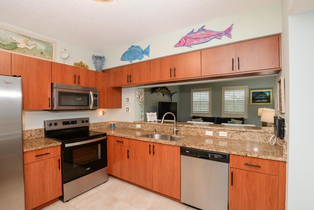 4190 Gator Greens Way 35, Fort Pierce, FL 34982
