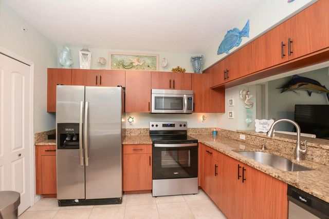 4190 Gator Greens Way 35, Fort Pierce, FL 34982