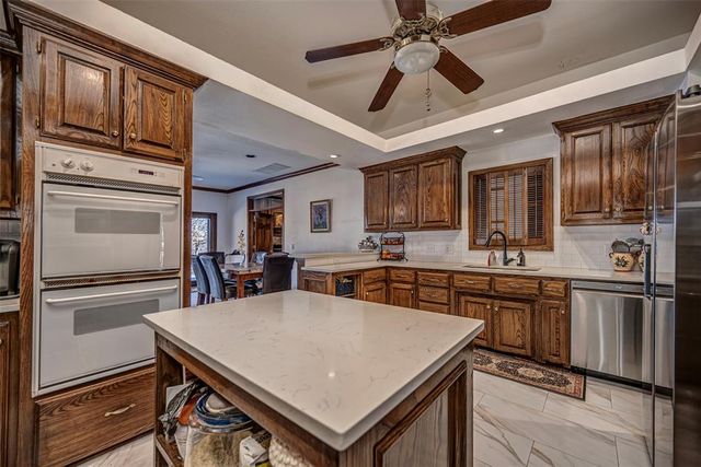 13974 S Broadway, Edmond, OK 73034