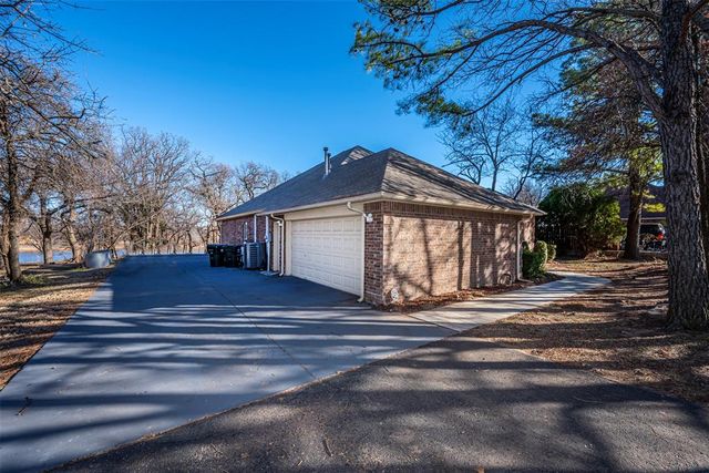 13974 S Broadway, Edmond, OK 73034