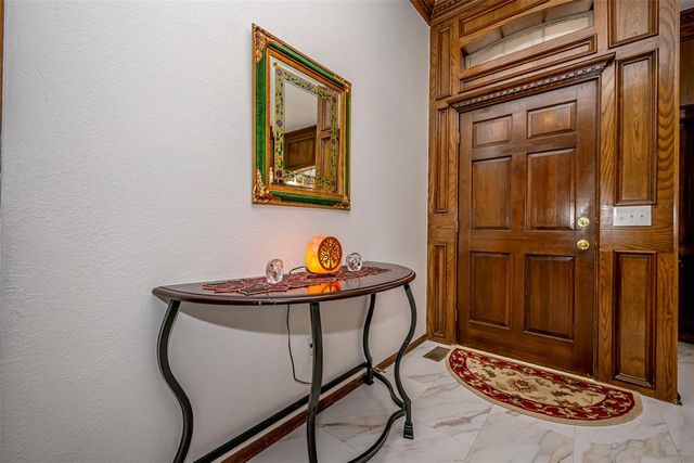 13974 S Broadway, Edmond, OK 73034