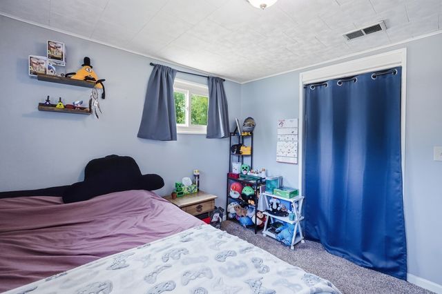 1758 Westwood Dr., Twinsburg, OH 44087