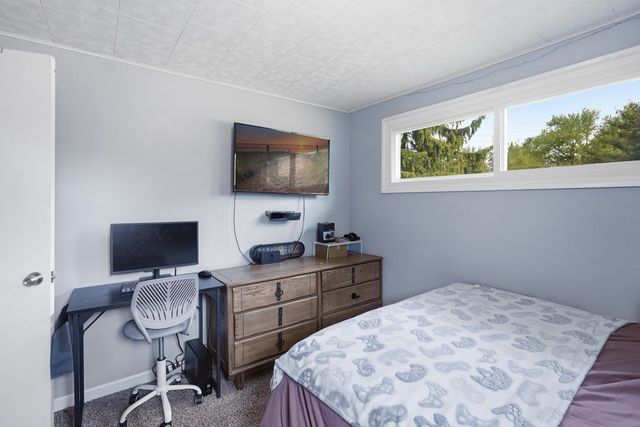 1758 Westwood Dr., Twinsburg, OH 44087