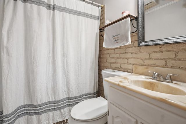 1758 Westwood Dr., Twinsburg, OH 44087