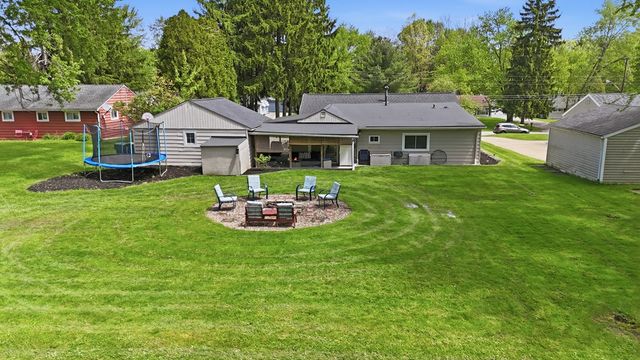 1758 Westwood Dr., Twinsburg, OH 44087