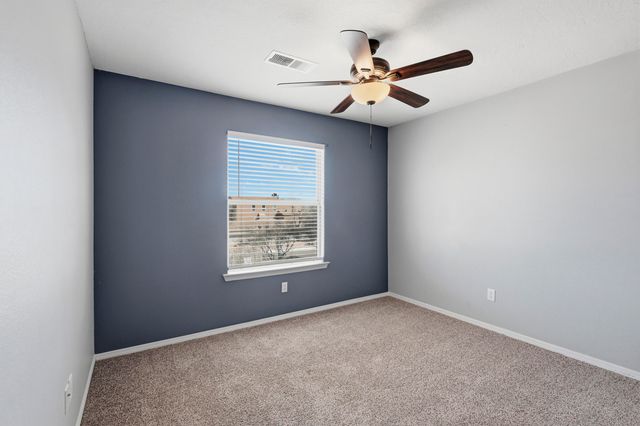 10520 Rosefinch Drive NW, Albuquerque, NM 87114
