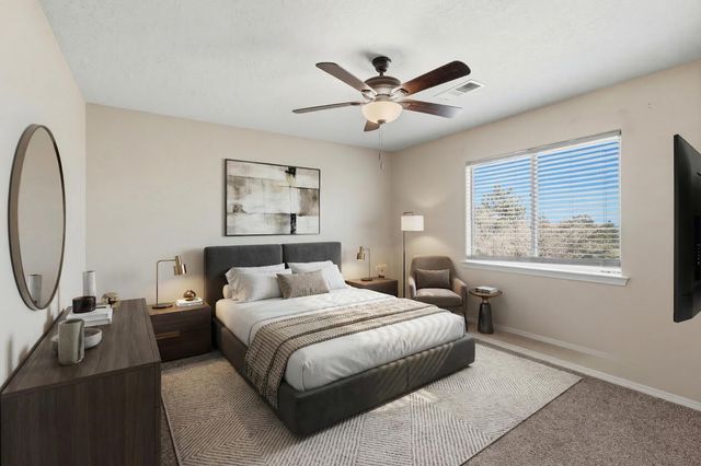 10520 Rosefinch Drive NW, Albuquerque, NM 87114