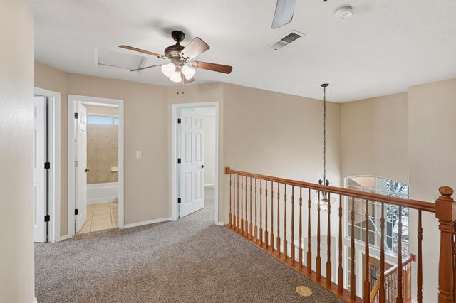 10520 Rosefinch Drive NW, Albuquerque, NM 87114