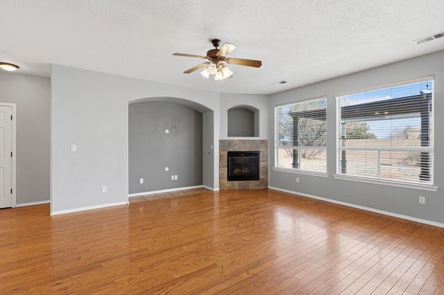 10520 Rosefinch Drive NW, Albuquerque, NM 87114