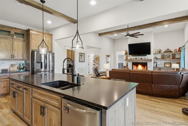 18497 N Jamestown Avenue, Skiatook, OK 74070