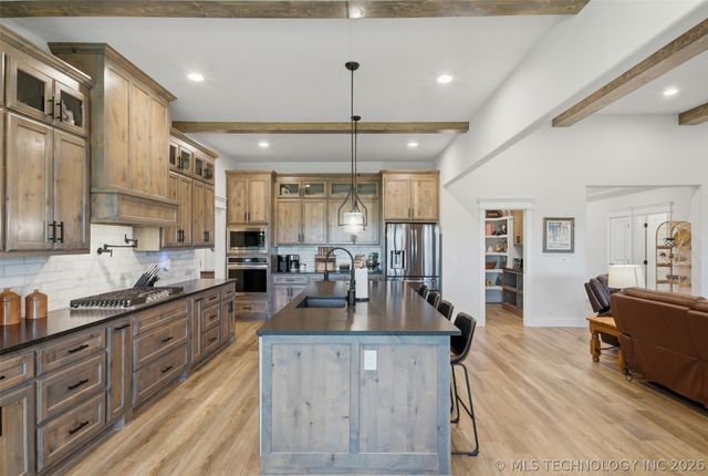 18497 N Jamestown Avenue, Skiatook, OK 74070