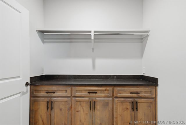 18497 N Jamestown Avenue, Skiatook, OK 74070