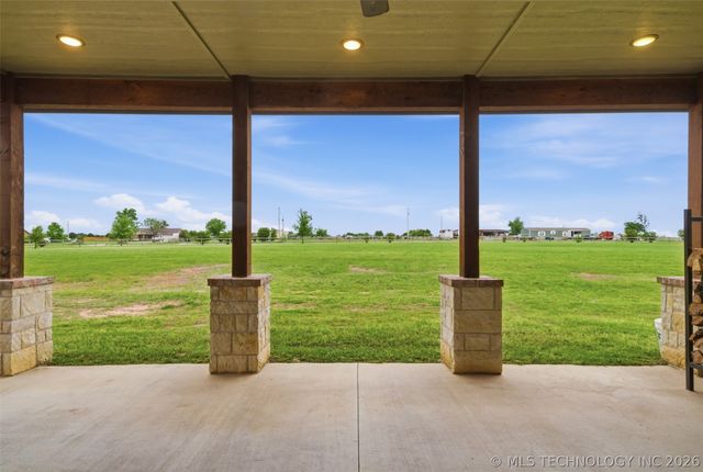 18497 N Jamestown Avenue, Skiatook, OK 74070