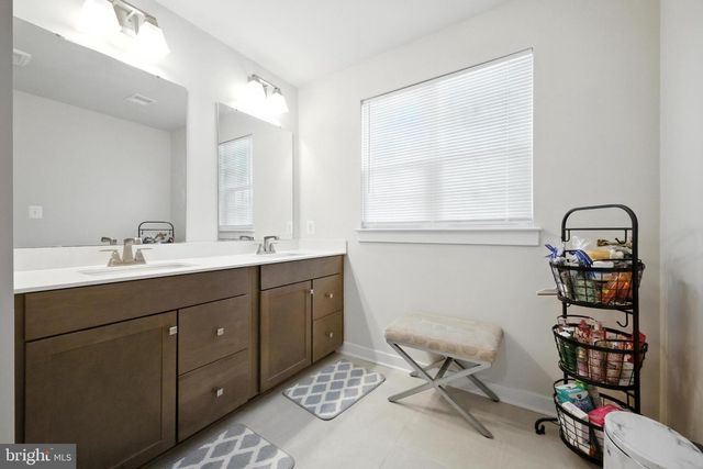 15513 TWIN RIVER CIR, Bowie, MD 20716