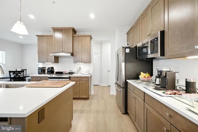 15513 TWIN RIVER CIR, Bowie, MD 20716