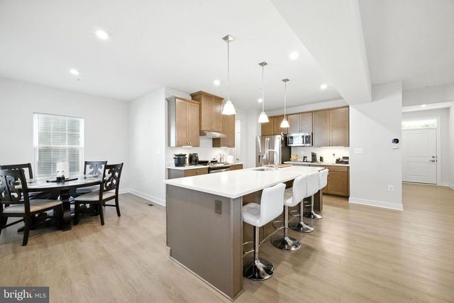 15513 TWIN RIVER CIR, Bowie, MD 20716