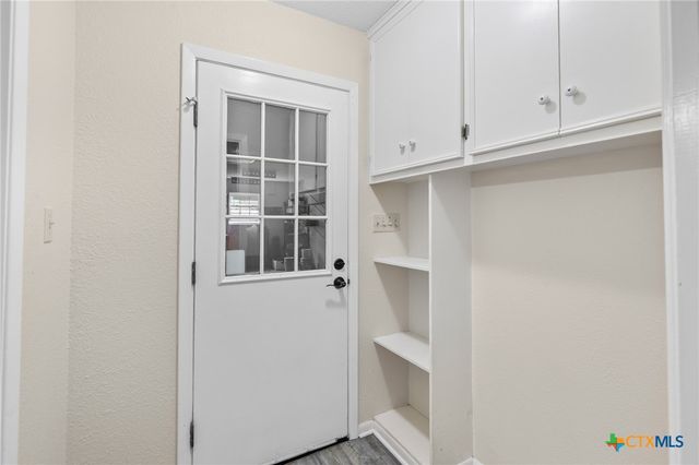 308 Woodway Drive, Victoria, TX 77904