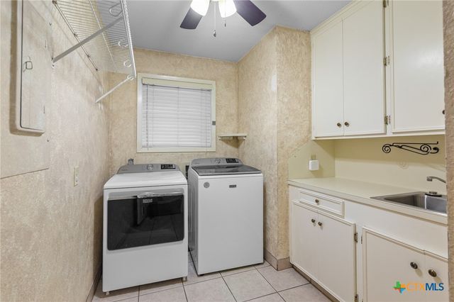 308 Woodway Drive, Victoria, TX 77904