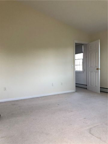 116 Evergreen Drive, Portsmouth, RI 02871