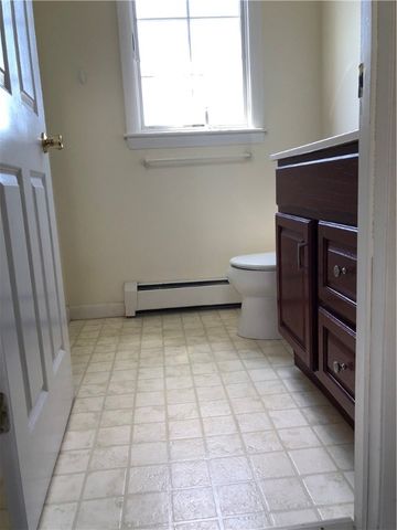 116 Evergreen Drive, Portsmouth, RI 02871