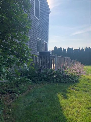 116 Evergreen Drive, Portsmouth, RI 02871