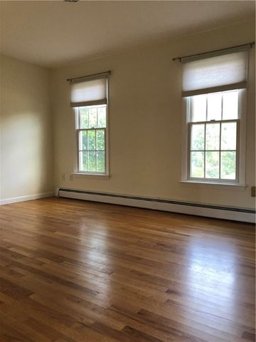 116 Evergreen Drive, Portsmouth, RI 02871