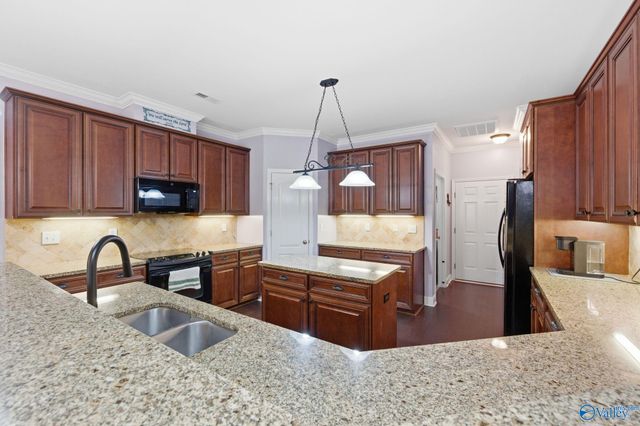 127 Sage Willow Drive SW, Madison, AL 35756