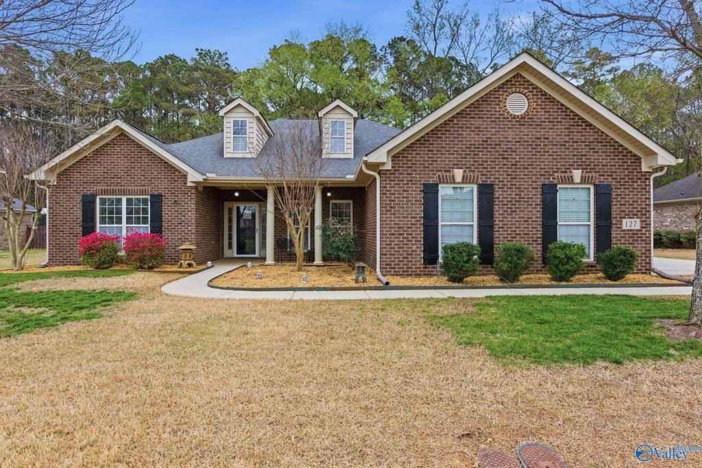 127 Sage Willow Drive SW, Madison, AL 35756