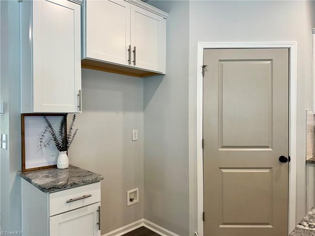 5460 Quartz Avenue, Clemmons, NC 27012
