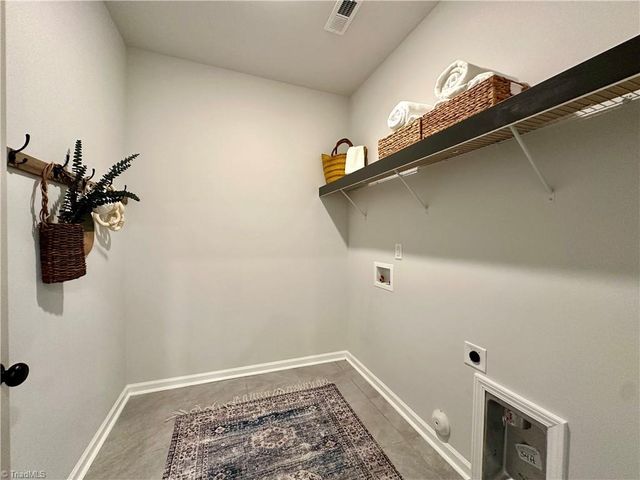 5460 Quartz Avenue, Clemmons, NC 27012