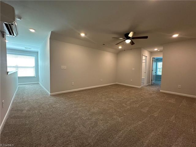 5460 Quartz Avenue, Clemmons, NC 27012