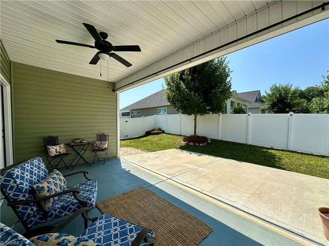 5460 Quartz Avenue, Clemmons, NC 27012