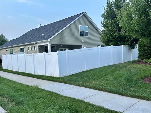 5460 Quartz Avenue, Clemmons, NC 27012